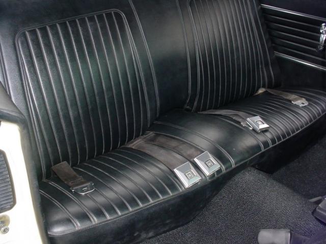 1968 chevrolet camaro ss 350 backseat