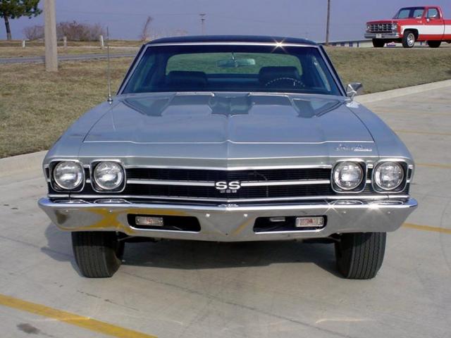 1969 chevrolet chevelle ss 396 front