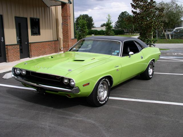 1970 dodge challenger rt 440 front