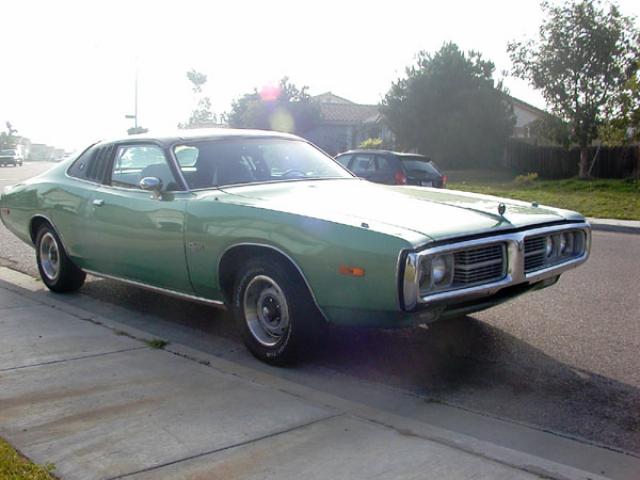 1974 dodge charger 360 right front