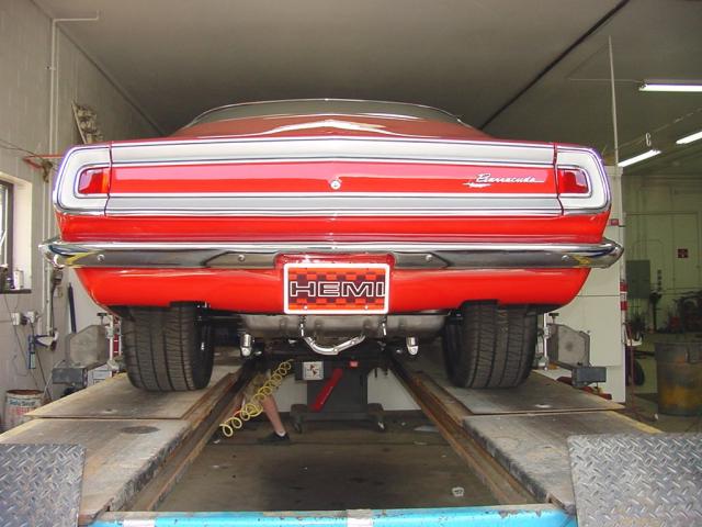 1968 plymouth barracuda 426 exterior