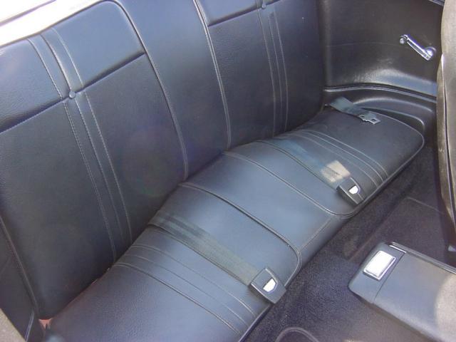 1971 plymouth cuda hemi 426 convertible backseat