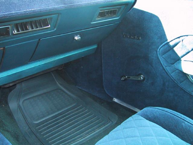 1973 plymouth cuda 340 passenger side