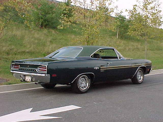 1970 plymouth gtx 440 right side