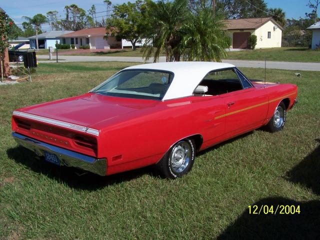 1970 plymouth roadrunner 383