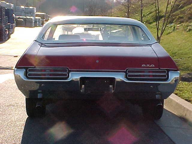 1969 pontiac gto 400 back